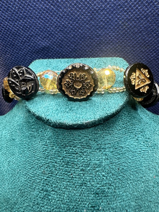 Jewelry - Upcycled Antique Glass Button Bracelet